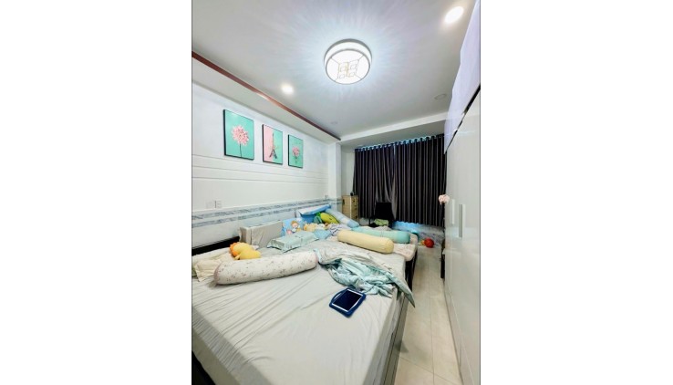 HẺM XE HƠI - NHÀ MỚI ĐẸP 4 TẦNG - TÂN KỲ TÂN QUÝ - TÂN PHÚ - 32M2 - 3 PHÒNG NGỦ - GẦN AEON MALL - SỔ VUÔNG HOÀN CÔNG ĐỦ - GIÁ CHỈ NHỈNH 4 TỶ